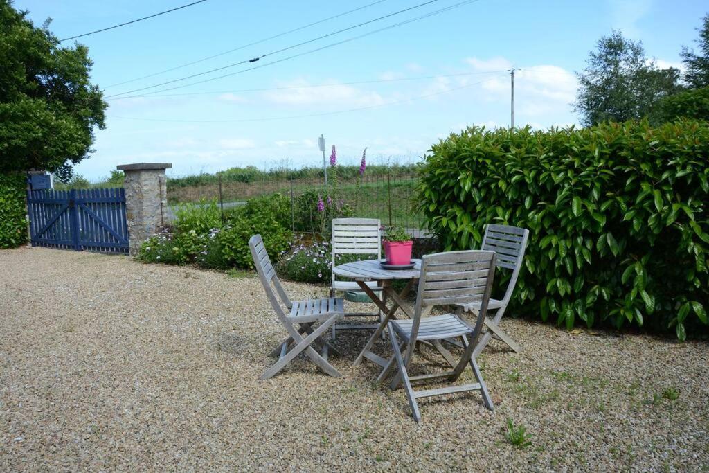 Petite Maison Bretonne Pour 4 Personnes Plounerin Exteriér fotografie